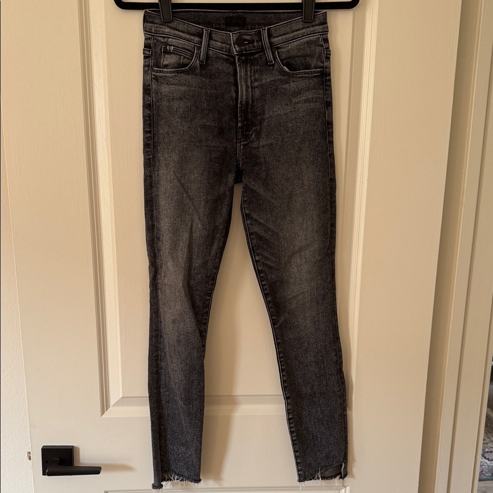 MOTHER The Stunner Zip Ankle Step Fray Jean in Train Stops Wash